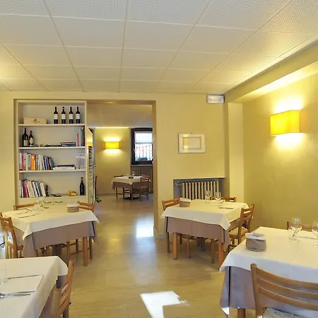 Croce D'oro 2* Dolcè