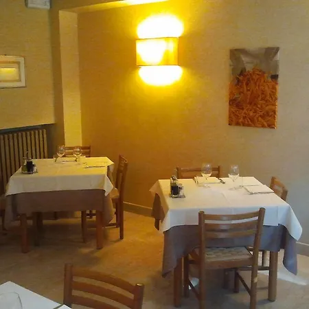 Croce D'oro Hotel 2*