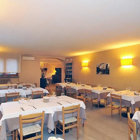 Croce D'oro 2* Dolcè